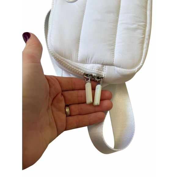 Lululemon Belt Bag Unisex Everywhere 2L Wunder Puff ShoulderPack White - Picture 11 of 12
